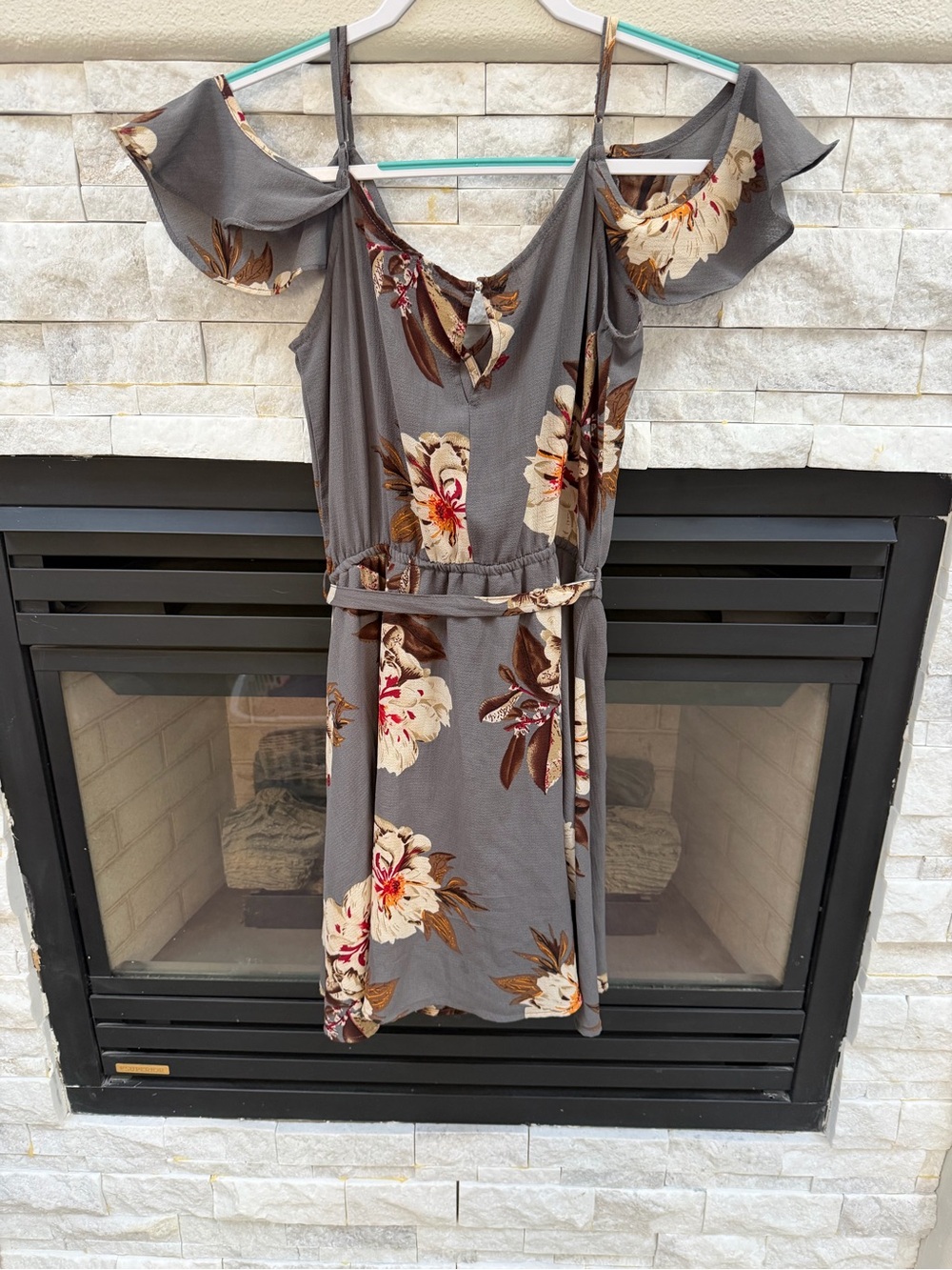 BE COOL Gray One-Shoulder Floral Midi Dress with Cream & Brown Blooms
